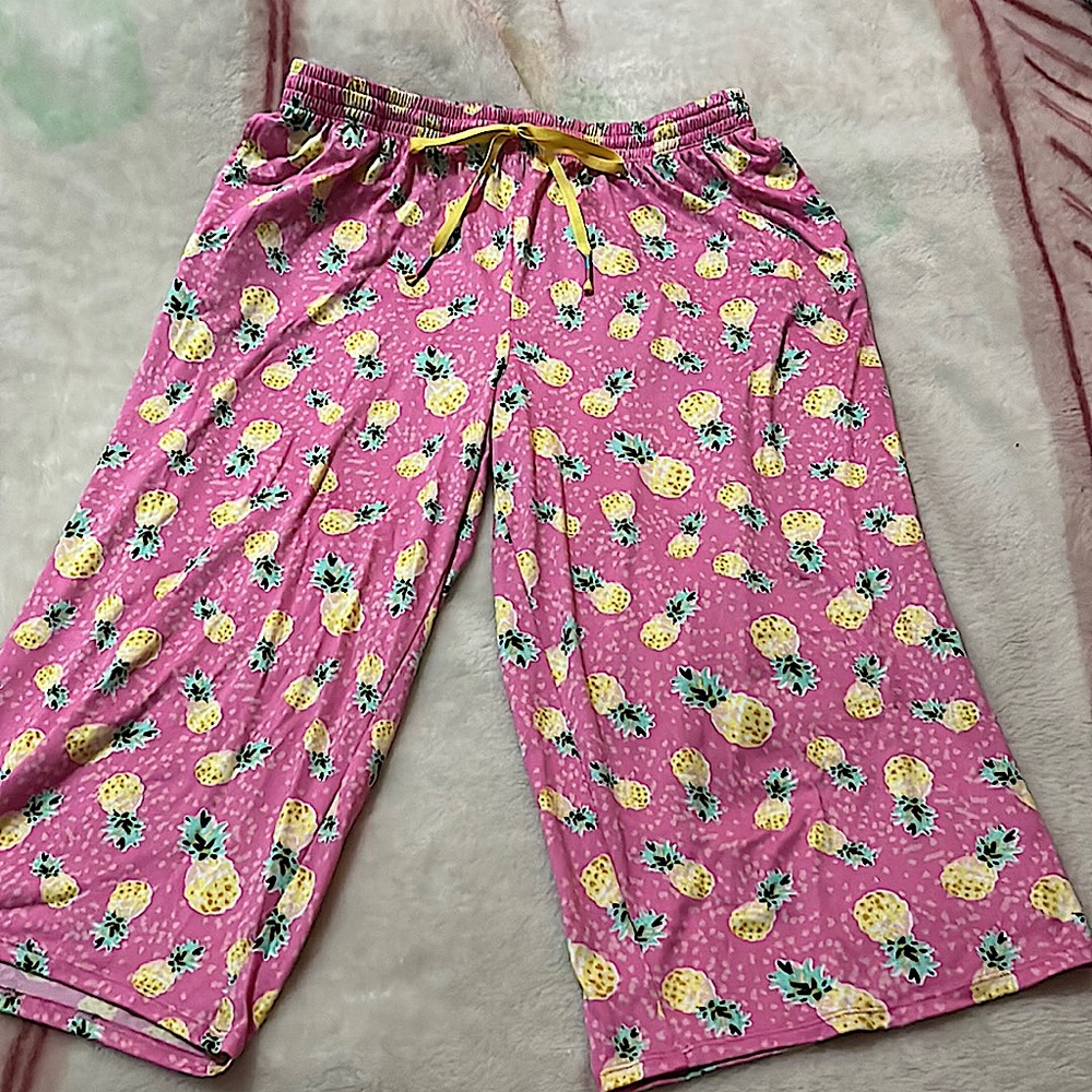 Pineapple pj pants with pockets